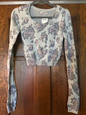 Abercrombie & Fitch Floral Crop Knit Sweater